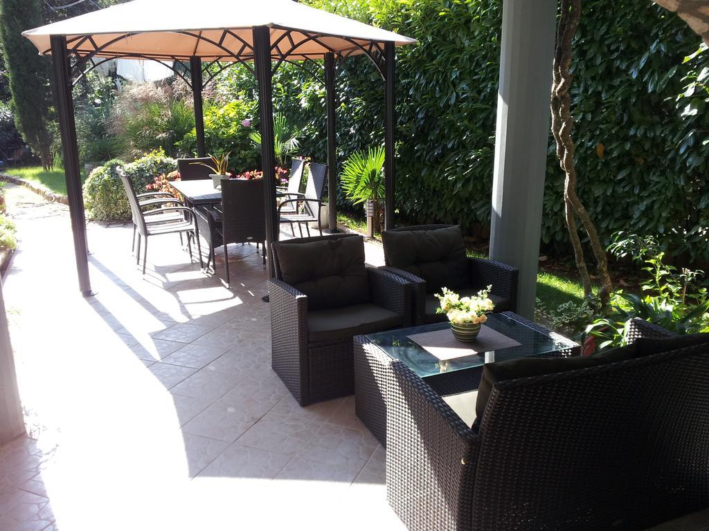 Apartments Ana - โรวีน ภายนอก รูปภาพ